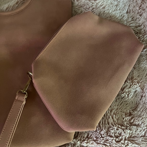 Lulu’s Blush Pink Suede purse (Vegan suede) - Picture 6 of 9